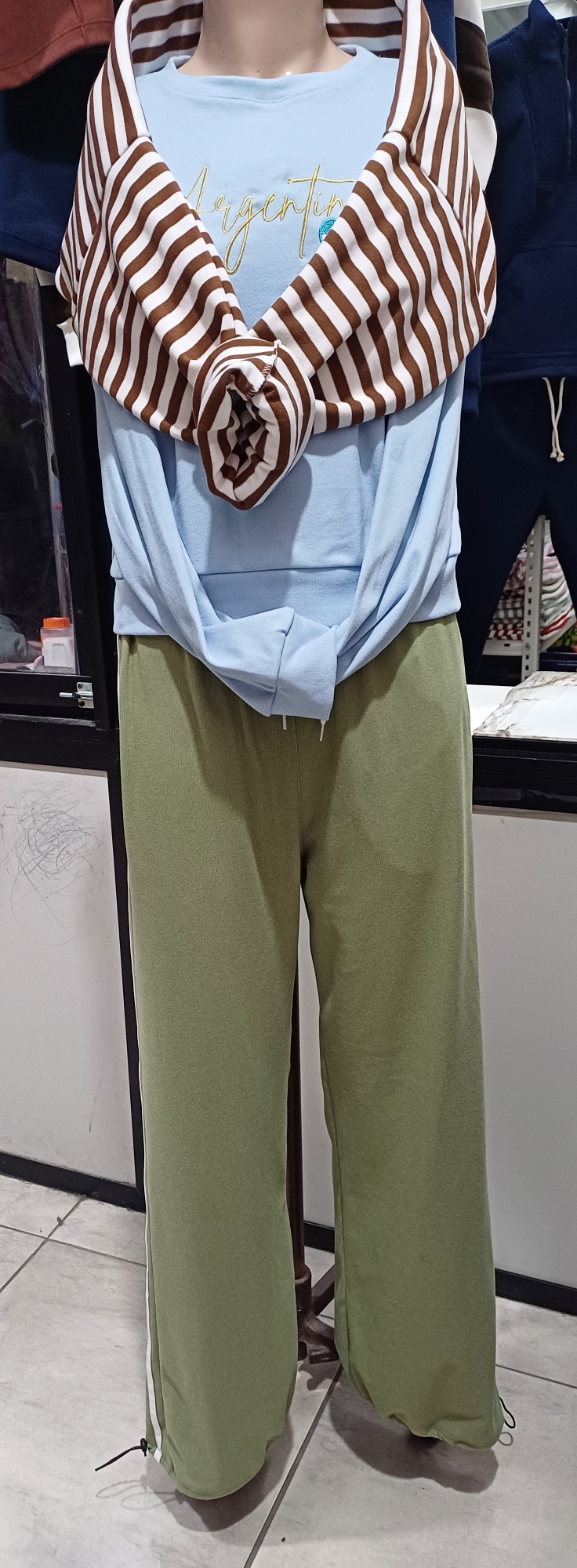 Sweater Oversize Bordado - Imagen 2