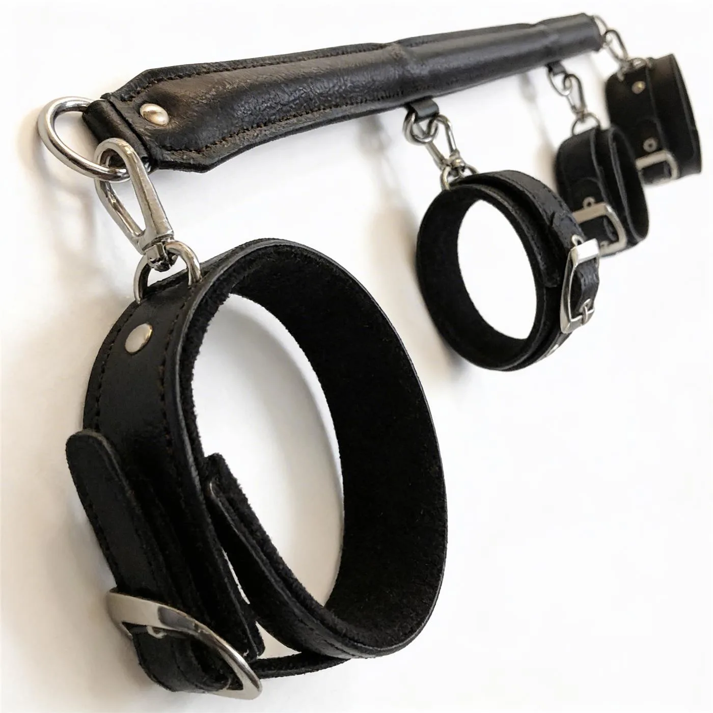 Cepo Doble con Esposas de Mano y Tobillo Negro | Infarta - Imagen 2