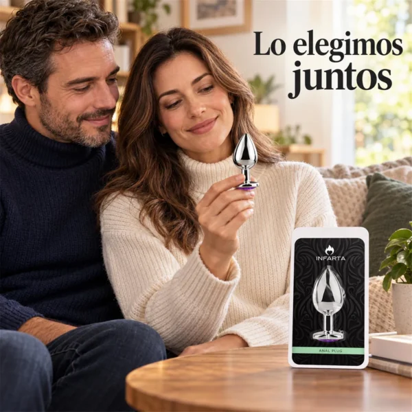 Plug anal corazón grande violeta, otra vista