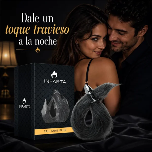 Plug anal con cola negra, otra vista