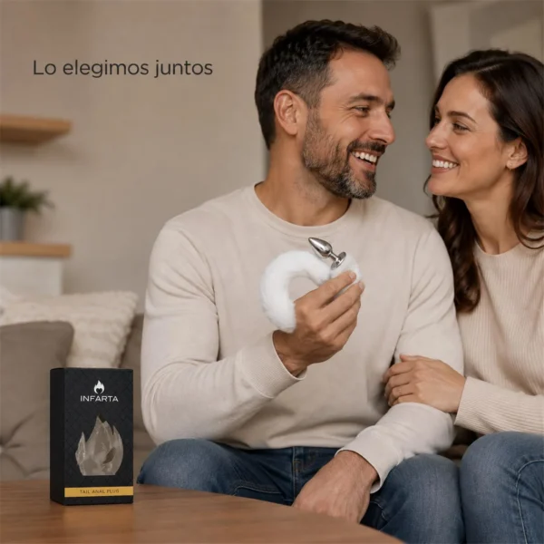 Plug anal con cola blanca, otra vista