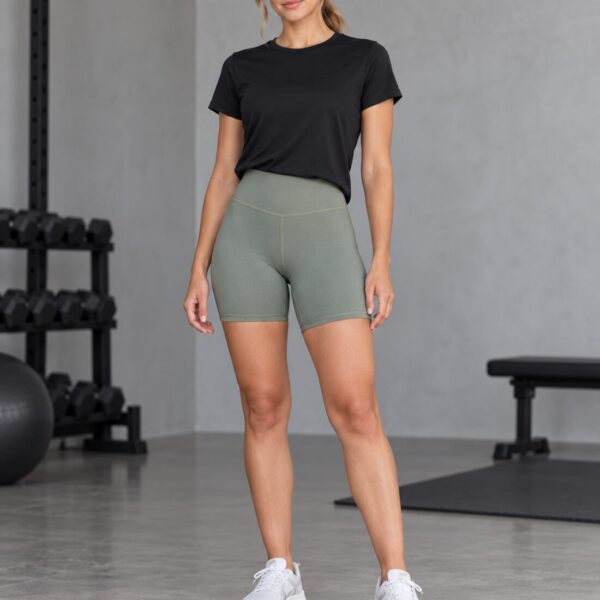 Short Liza